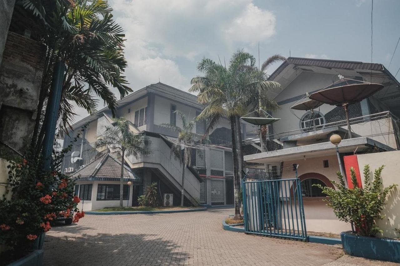 Reddoorz Plus Near Pelabuhan Merak Cilegon Extérieur photo